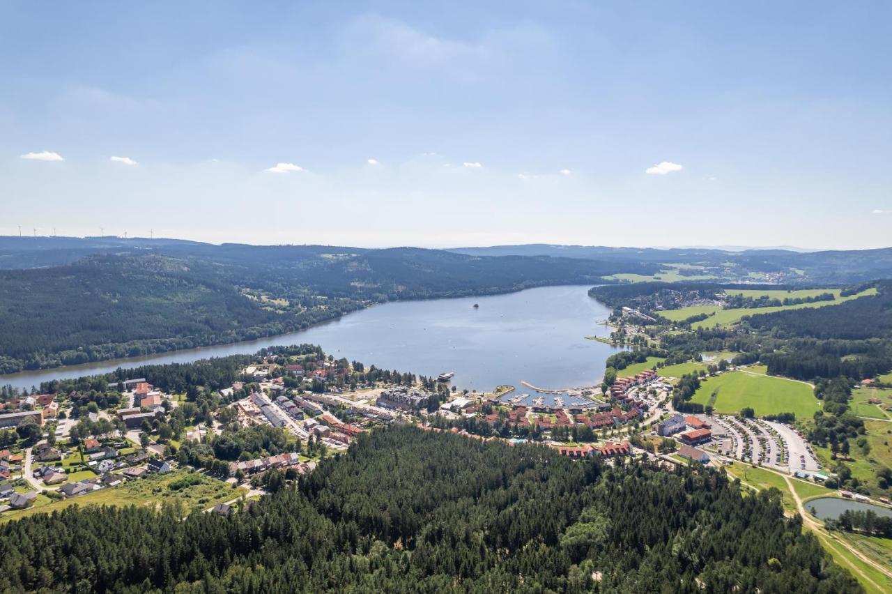 Apartman Molo Lipno リプノ・ナト・ヴルタヴォウ エクステリア 写真