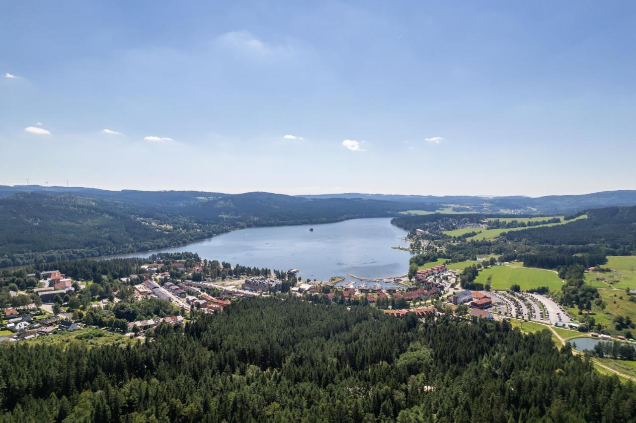 Apartman Molo Lipno リプノ・ナト・ヴルタヴォウ エクステリア 写真